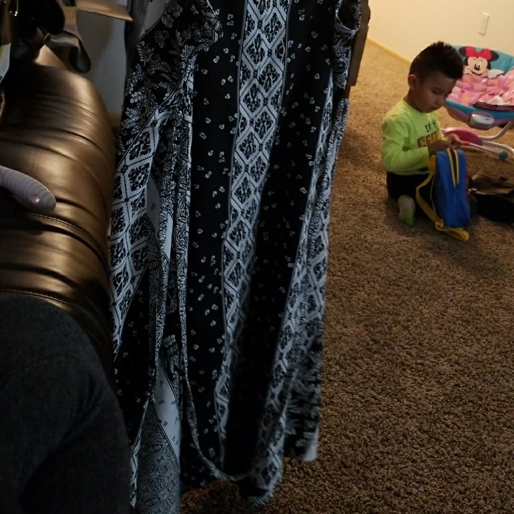 Dress - Picture 2 of 2